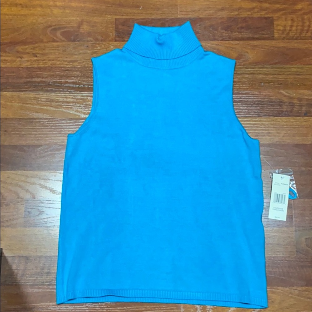 Womens Top NWT